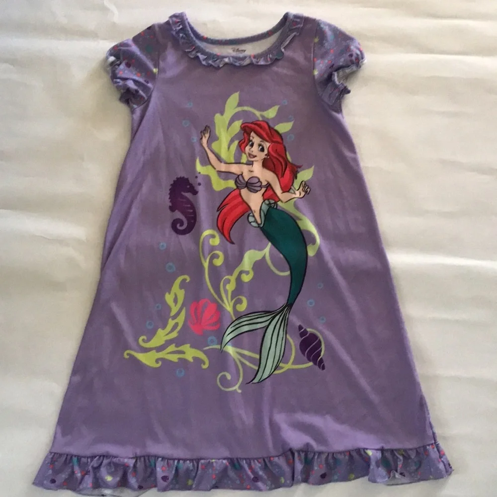 Disney Princess Nightgowns - Pink and Purple Size 10 - Picture 9 of 16
